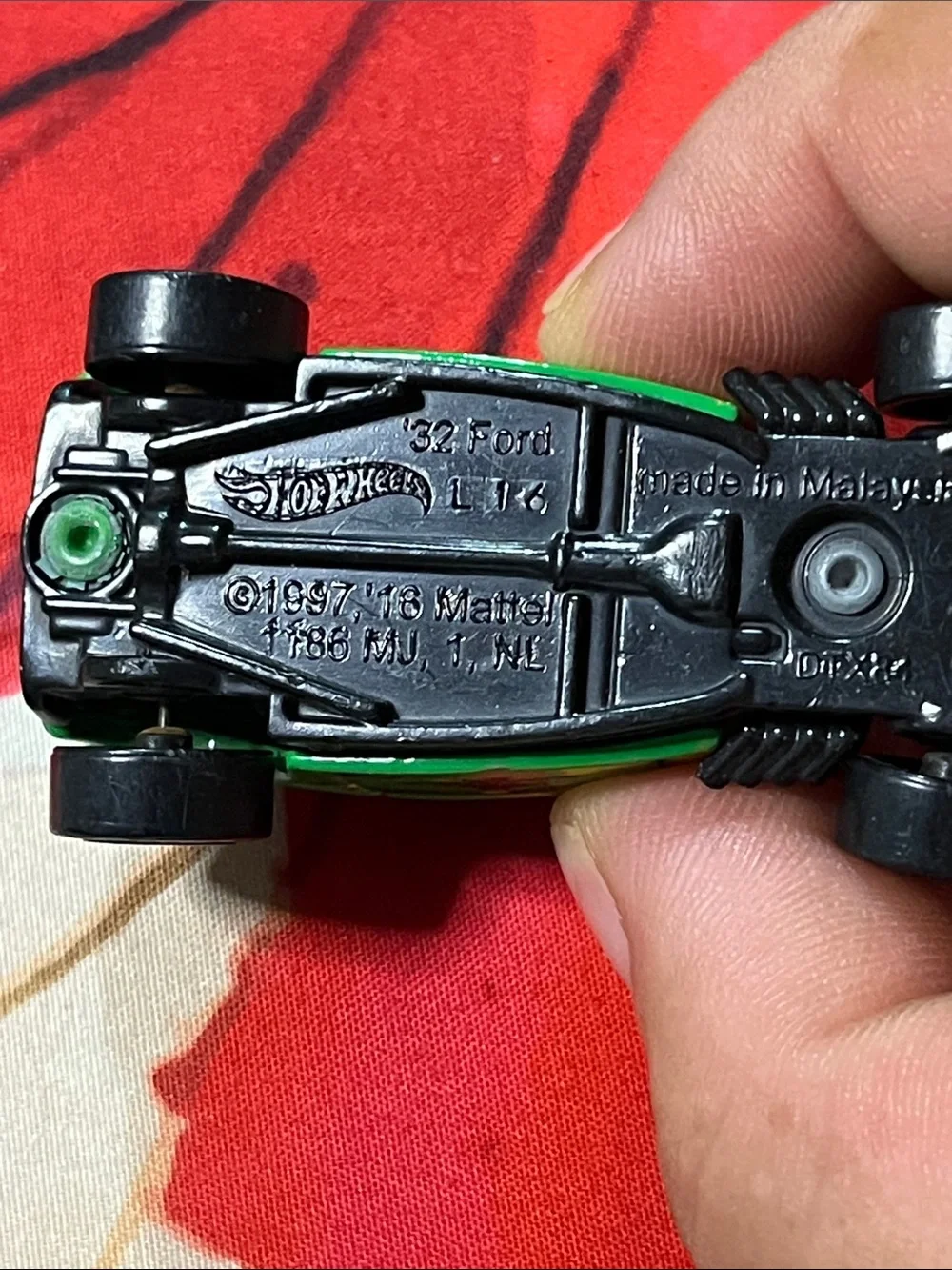 Hot Wheels two die